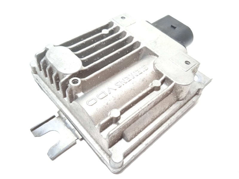 Recambio de centralita bomba combustible para porsche panamera 4 s referencia OEM IAM 7P0906093A  7P0906093AB