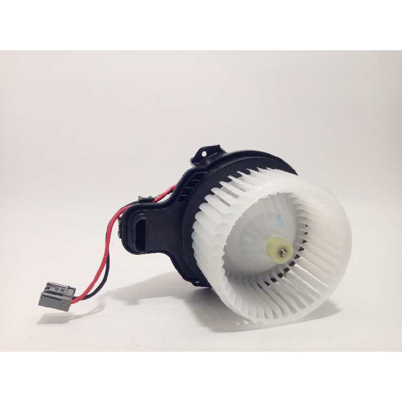 Recambio de motor calefaccion para ford focus turnier active referencia OEM IAM 2240320  