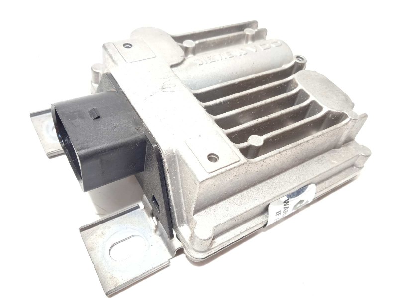 Recambio de centralita bomba combustible para porsche panamera 4 s referencia OEM IAM 7P0906093A  7P0906093AB