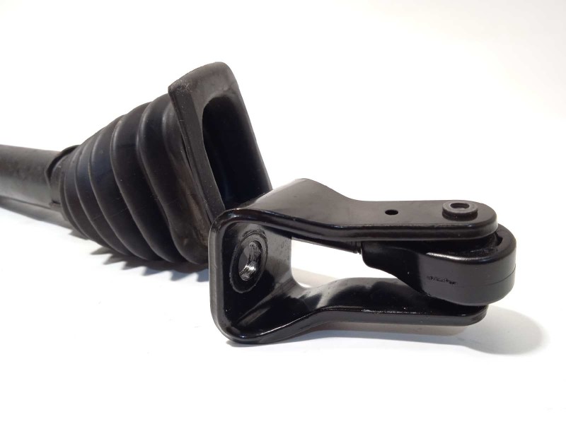 Recambio de retenedor puerta para porsche panamera 4 s referencia OEM IAM 97053615100  97053615100AS03