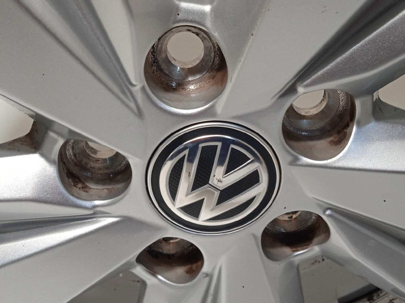 Recambio de llanta para volkswagen polo sport referencia OEM IAM 2G0601025AD  2G0601025AD1IZ