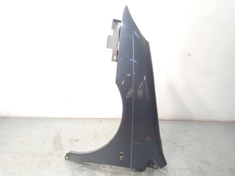 ALETA DELANTERA IZQUIERDA 7840Q2 