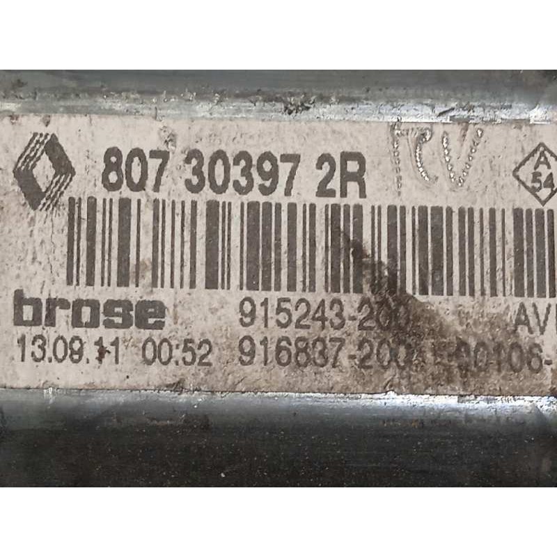 Recambio de elevalunas delantero derecho para renault megane iii coupe dynamique referencia OEM IAM 807303972R  