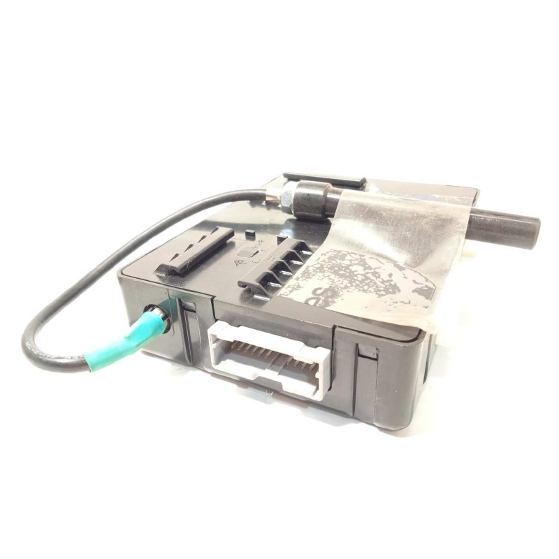 Recambio de modulo electronico para kia cee´d 1.0 tgdi cat referencia OEM IAM 95400A2261  