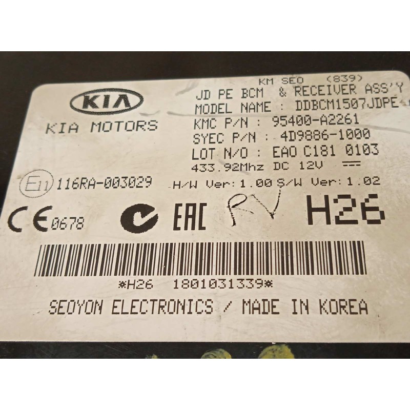Recambio de modulo electronico para kia cee´d 1.0 tgdi cat referencia OEM IAM 95400A2261  