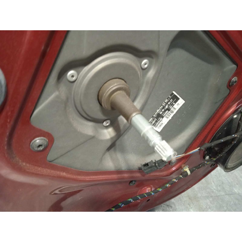 Recambio de puerta trasera derecha para skoda fabia (5j2 ) 1.4 tdi referencia OEM IAM 5J6833056  