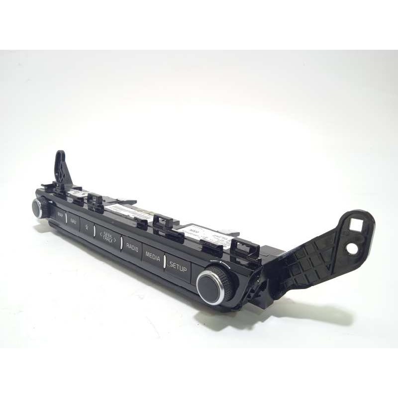 Recambio de mando multifuncion para kia niro referencia OEM IAM 96540G5300WK  