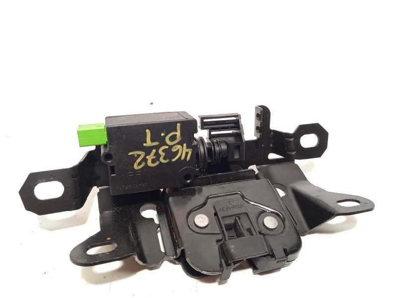 Recambio de cerradura maletero / porton para volvo c30 referencia OEM IAM 30784739  