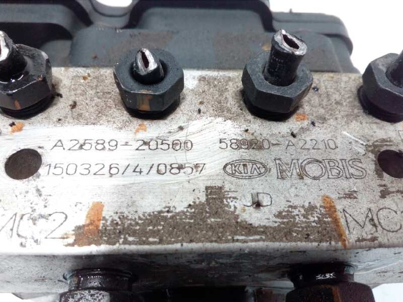 Recambio de abs para kia cee´d drive referencia OEM IAM 58920A2210 A258930500 A258920500