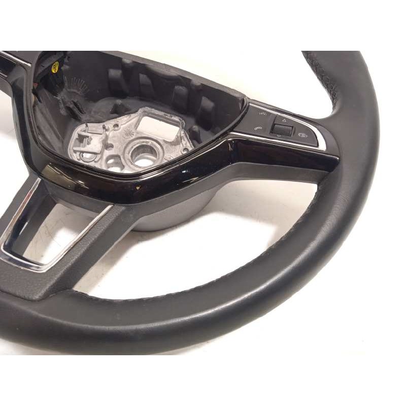 Recambio de volante para skoda fabia 1.0 mpi referencia OEM IAM 3V0419091L  3V0419091LCWE