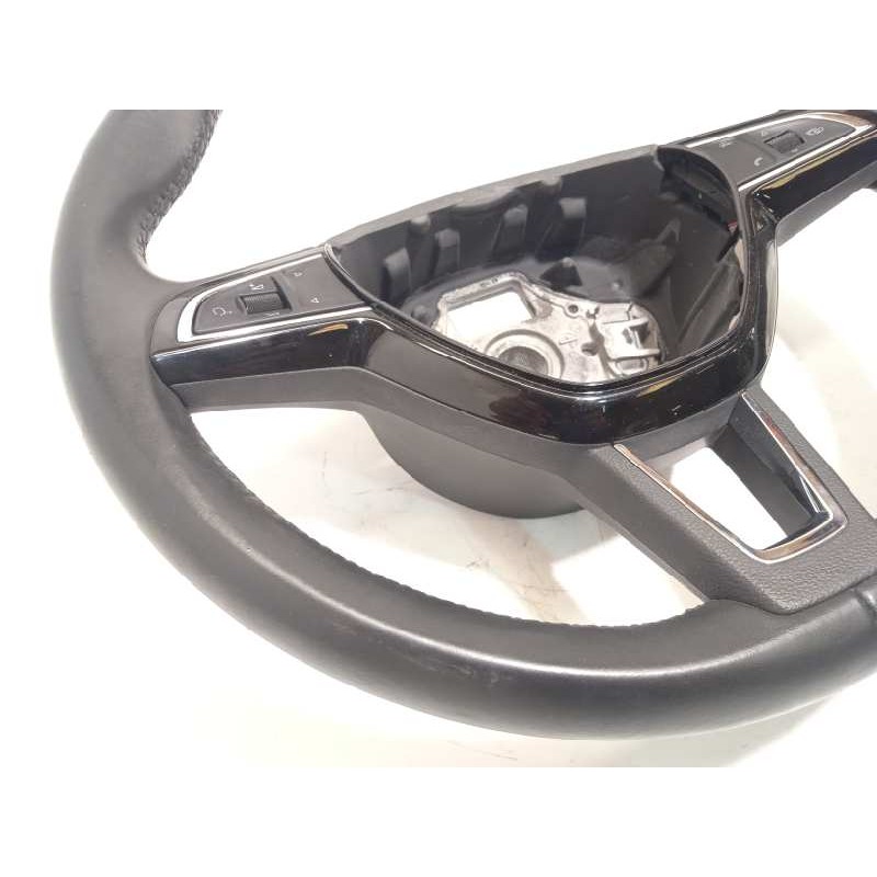 Recambio de volante para skoda fabia 1.0 mpi referencia OEM IAM 3V0419091L  3V0419091LCWE