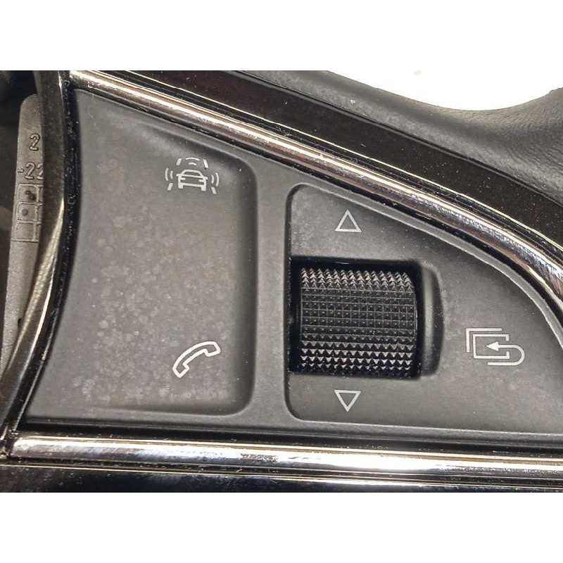 Recambio de volante para skoda fabia 1.0 mpi referencia OEM IAM 3V0419091L  3V0419091LCWE