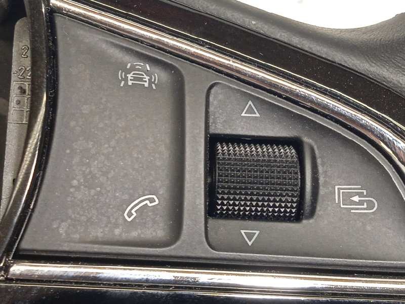 Recambio de volante para skoda fabia 1.0 mpi referencia OEM IAM 3V0419091L  3V0419091LCWE