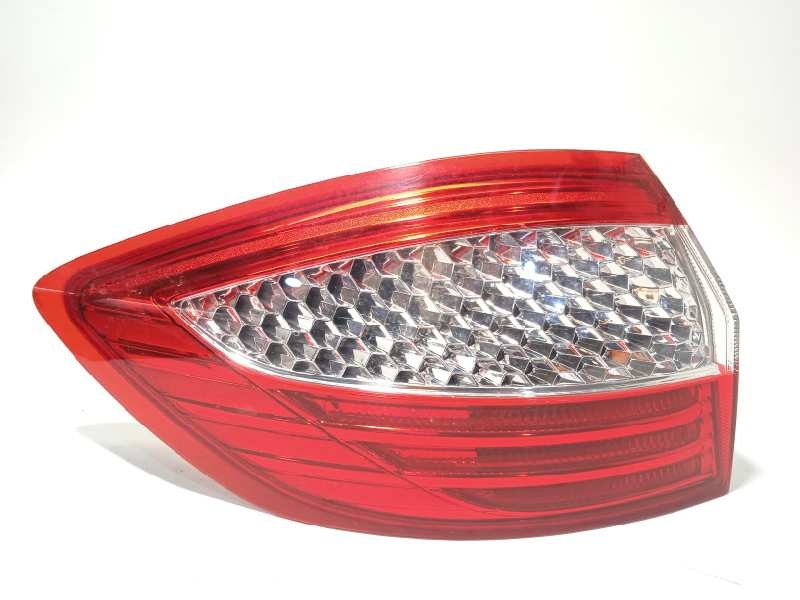 Recambio de piloto trasero izquierdo para ford mondeo sportbreak (ca2) trend referencia OEM IAM 1486783  