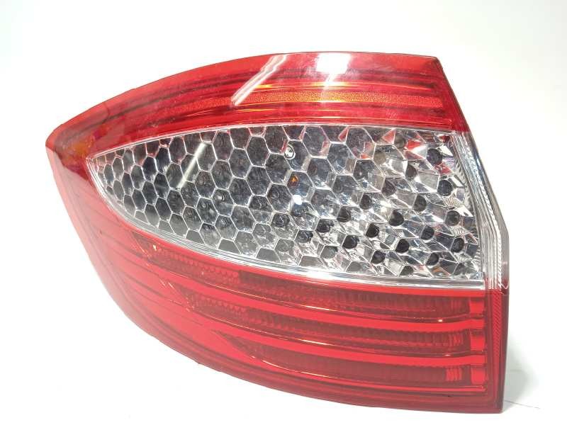 Recambio de piloto trasero izquierdo para ford mondeo sportbreak (ca2) trend referencia OEM IAM 1486783  