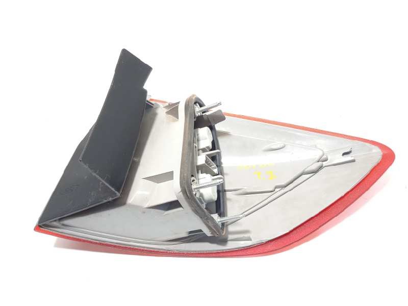 Recambio de piloto trasero izquierdo para ford mondeo sportbreak (ca2) trend referencia OEM IAM 1486783  