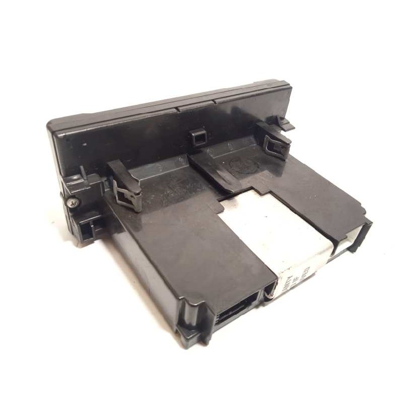 Recambio de pantalla multifuncion para volvo c30 referencia OEM IAM 30737809  