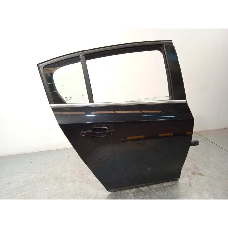Recambio de puerta trasera derecha para chevrolet cruze hatchback ltz referencia OEM IAM 95476405  