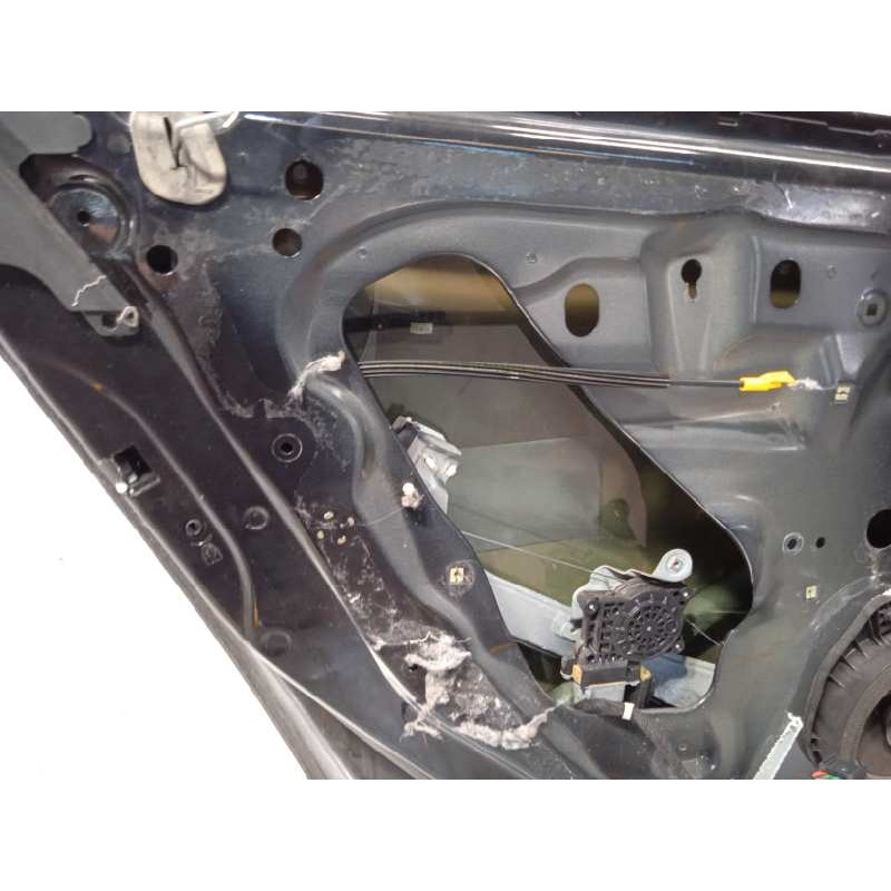 Recambio de puerta trasera izquierda para chevrolet cruze hatchback ltz referencia OEM IAM 95476404  