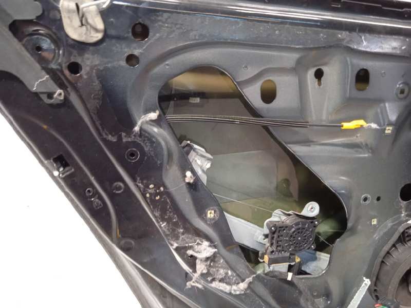 Recambio de puerta trasera izquierda para chevrolet cruze hatchback ltz referencia OEM IAM 95476404  