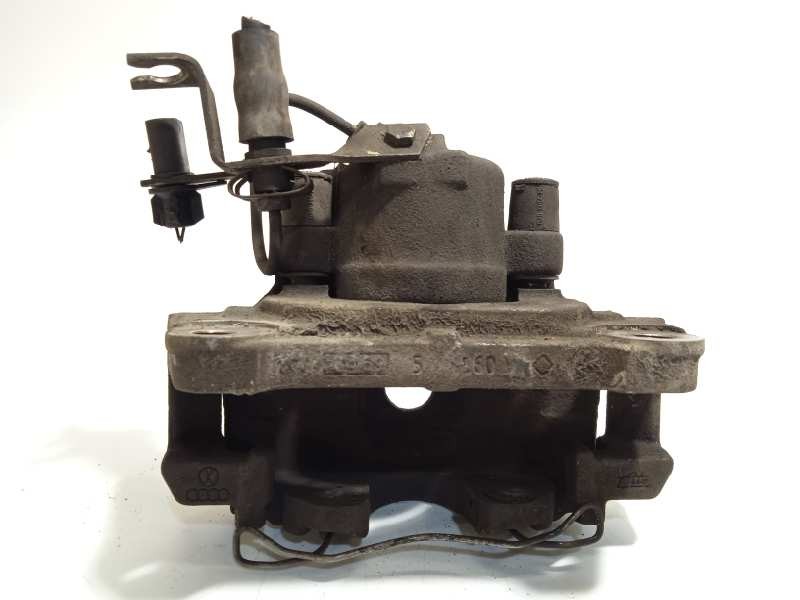 Recambio de pinza freno delantera derecha para seat exeo berlina (3r2) sport referencia OEM IAM 8E0615124D  