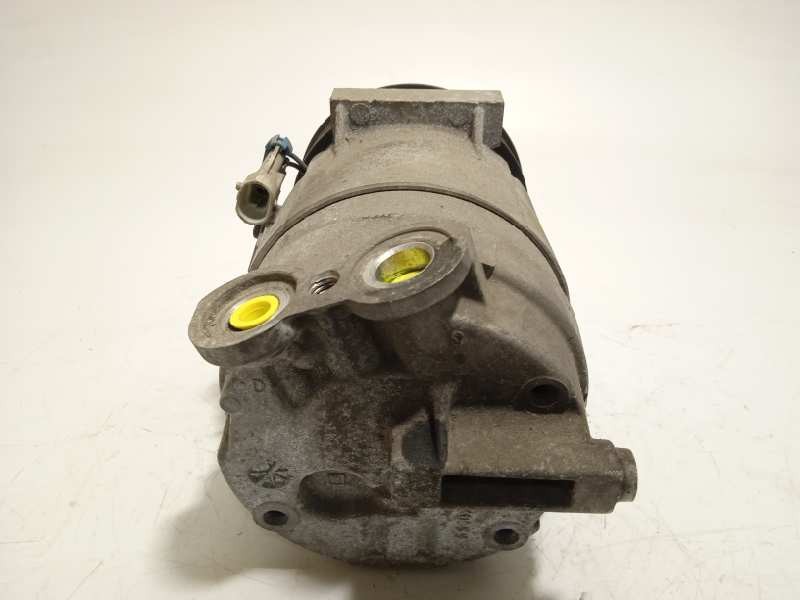 Recambio de compresor aire acondicionado para opel signum cosmo referencia OEM IAM 13197197  