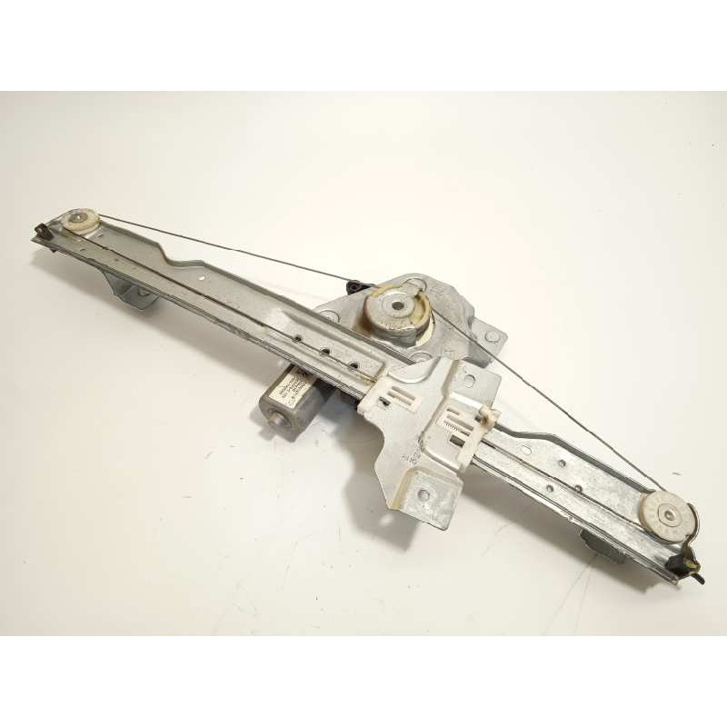 Recambio de elevalunas delantero derecho para dacia duster 1.5 dci diesel fap cat referencia OEM IAM 128001471B  