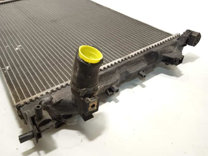 Recambio de radiador agua para opel signum cosmo referencia OEM IAM 13196477  