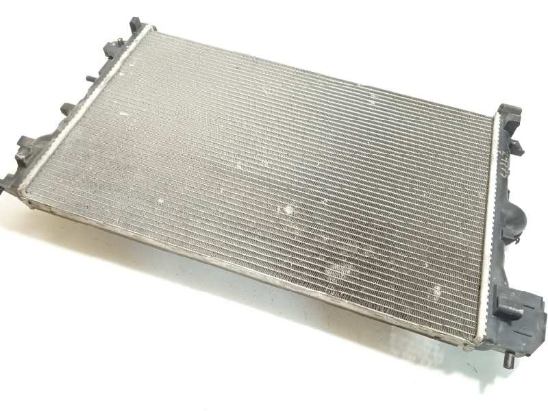 Recambio de radiador agua para opel signum cosmo referencia OEM IAM 13196477  