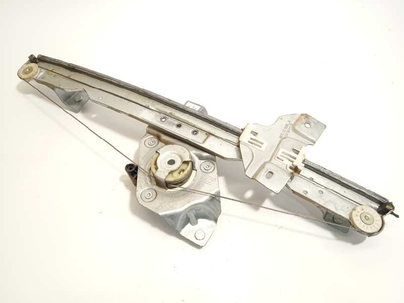 Recambio de elevalunas delantero izquierdo para dacia duster 1.5 dci diesel fap cat referencia OEM IAM 128001472B  