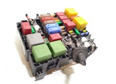 Recambio de caja reles / fusibles para citroën c-elysée shine referencia OEM IAM 9804848580  