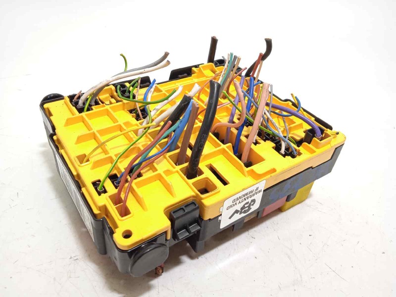 Recambio de caja reles / fusibles para citroën c-elysée shine referencia OEM IAM 9804848580  