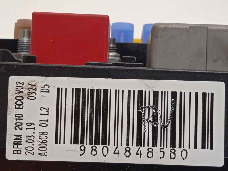 Recambio de caja reles / fusibles para citroën c-elysée shine referencia OEM IAM 9804848580  