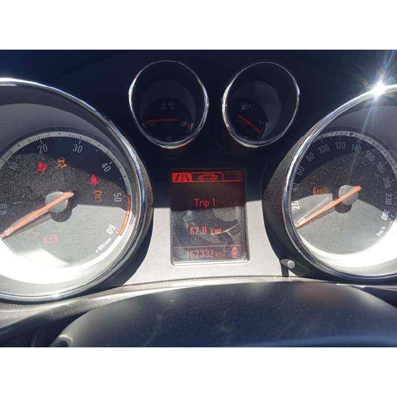 Recambio de cuadro instrumentos para opel insignia sports tourer 2.0 cdti cat referencia OEM IAM 20930202  