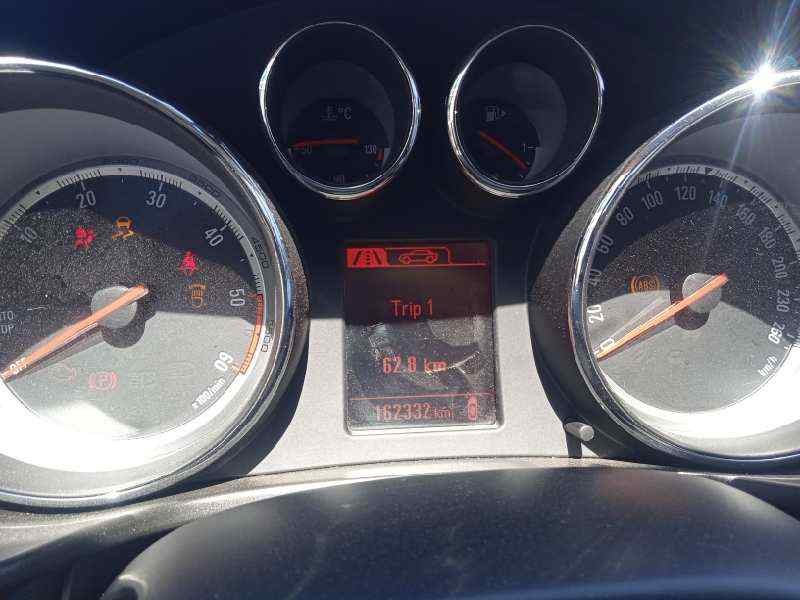Recambio de cuadro instrumentos para opel insignia sports tourer 2.0 cdti cat referencia OEM IAM 20930202  
