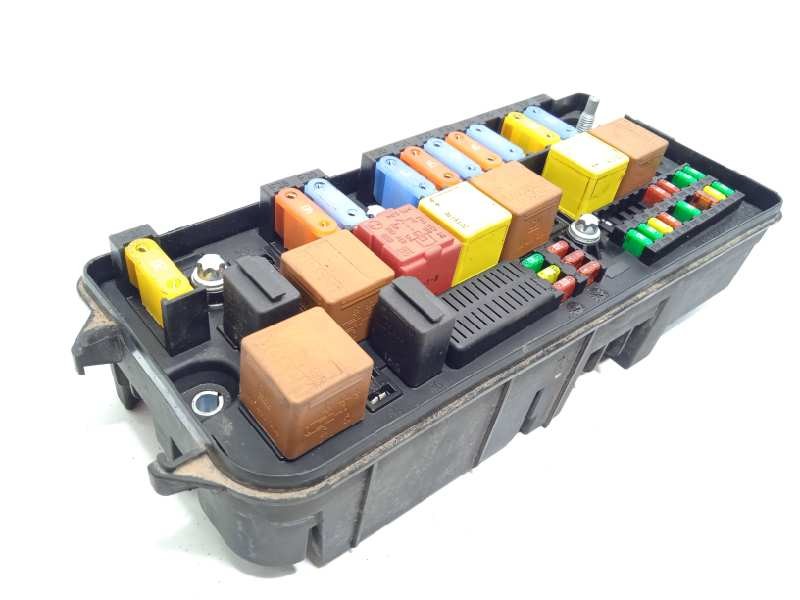 Recambio de caja reles / fusibles para saab 9-3 berlina 1.9 tid cat referencia OEM IAM 12767115  519109300