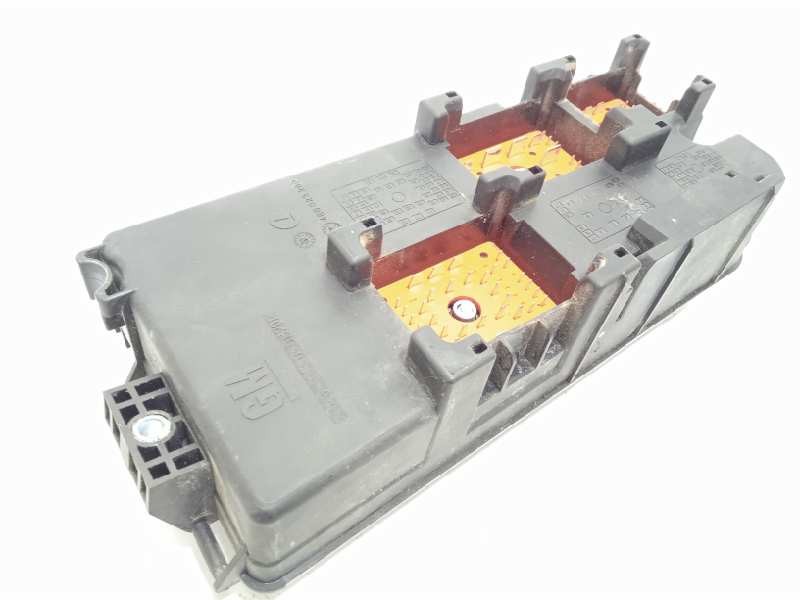 Recambio de caja reles / fusibles para saab 9-3 berlina 1.9 tid cat referencia OEM IAM 12767115  519109300