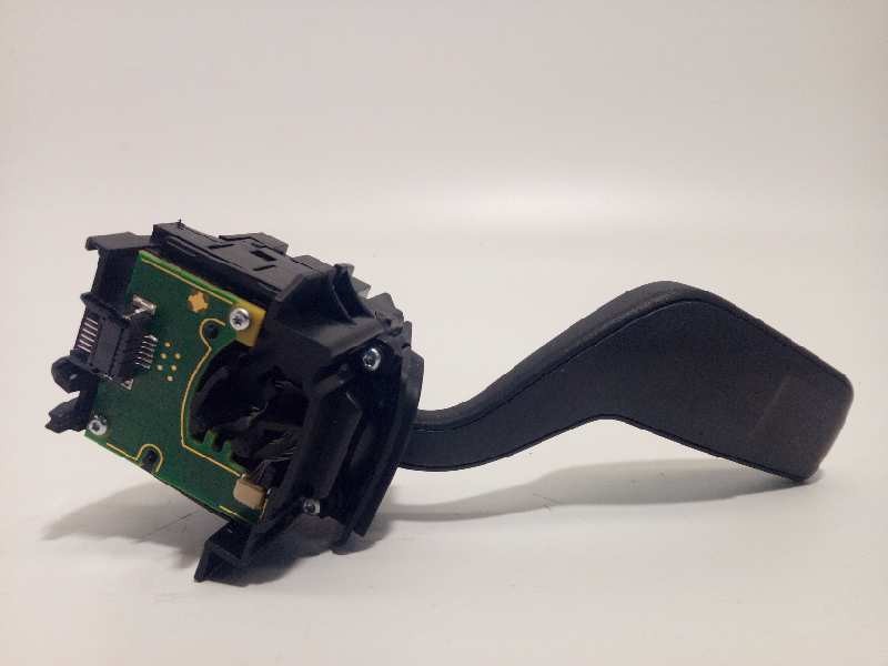 Recambio de mando luces para ford focus turnier active referencia OEM IAM H1BT13335BB  2092998