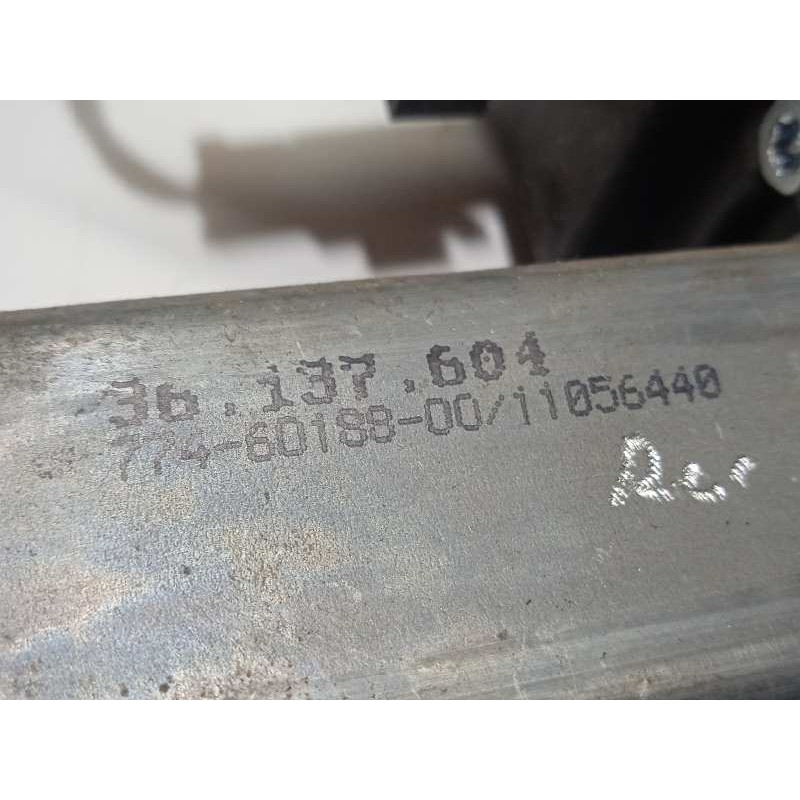 Recambio de elevalunas delantero derecho para citroën c2 furio referencia OEM IAM 9660159880 9222X1 36137604