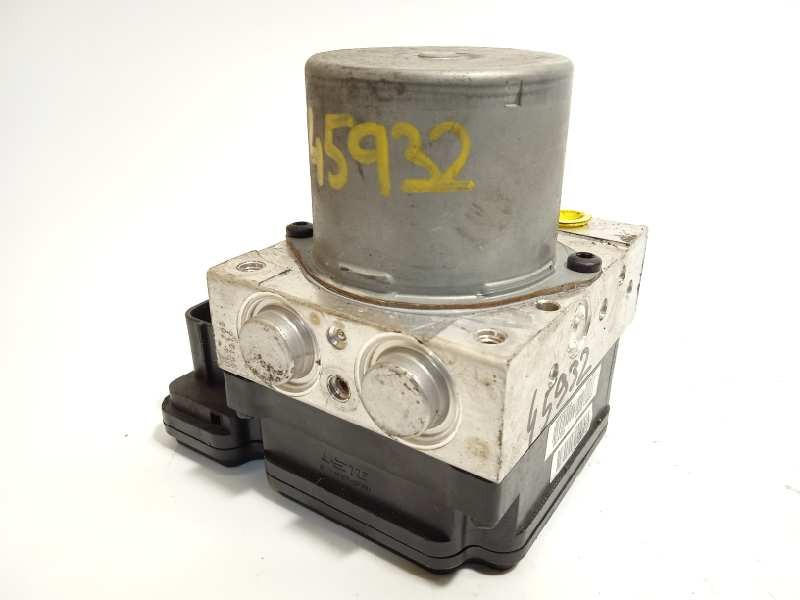 Recambio de abs para hyundai i20 active classic blue referencia OEM IAM 58920C8250 6158945200 C858920550