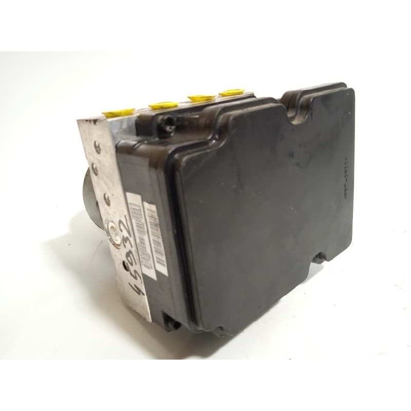 Recambio de abs para hyundai i20 active classic blue referencia OEM IAM 58920C8250 6158945200 C858920550