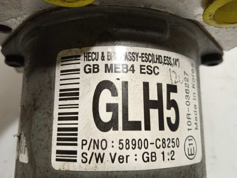 Recambio de abs para hyundai i20 active classic blue referencia OEM IAM 58920C8250 6158945200 C858920550