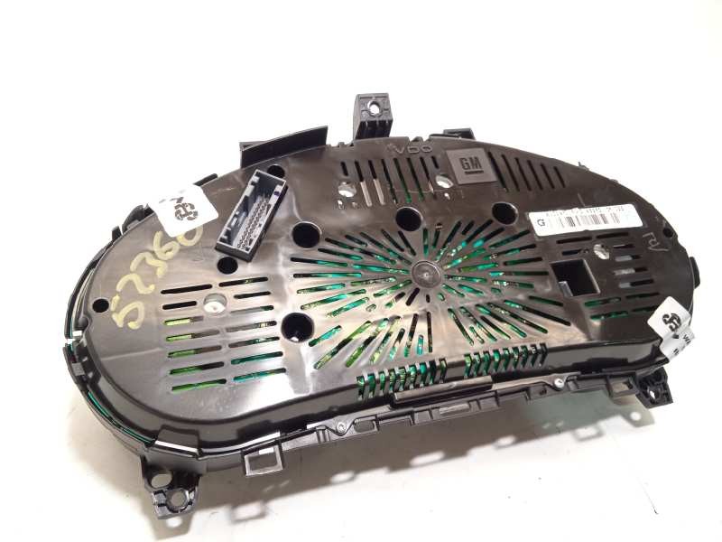 Recambio de cuadro instrumentos para opel mokka 1.7 16v cdti referencia OEM IAM 95375175  