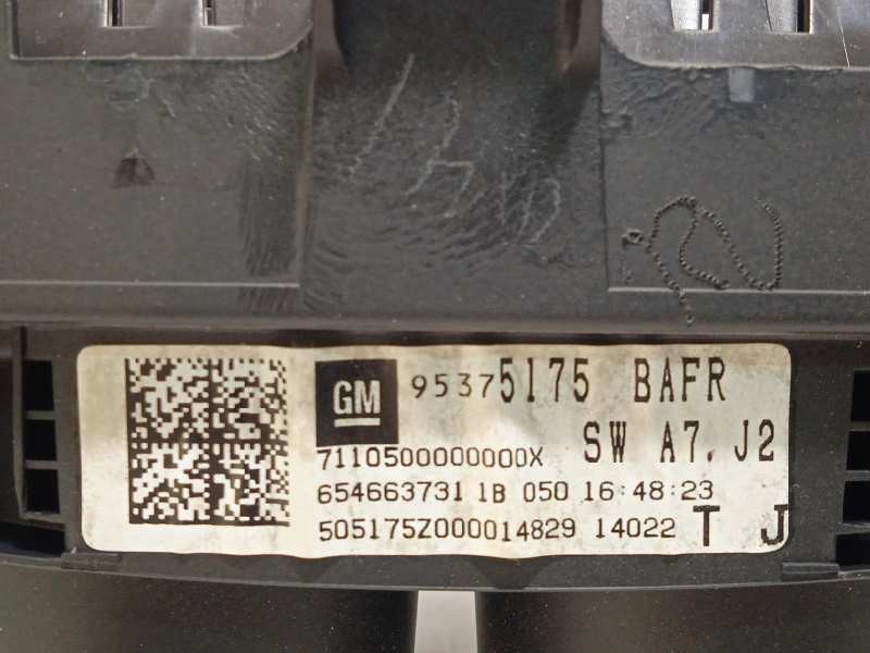 Recambio de cuadro instrumentos para opel mokka 1.7 16v cdti referencia OEM IAM 95375175  