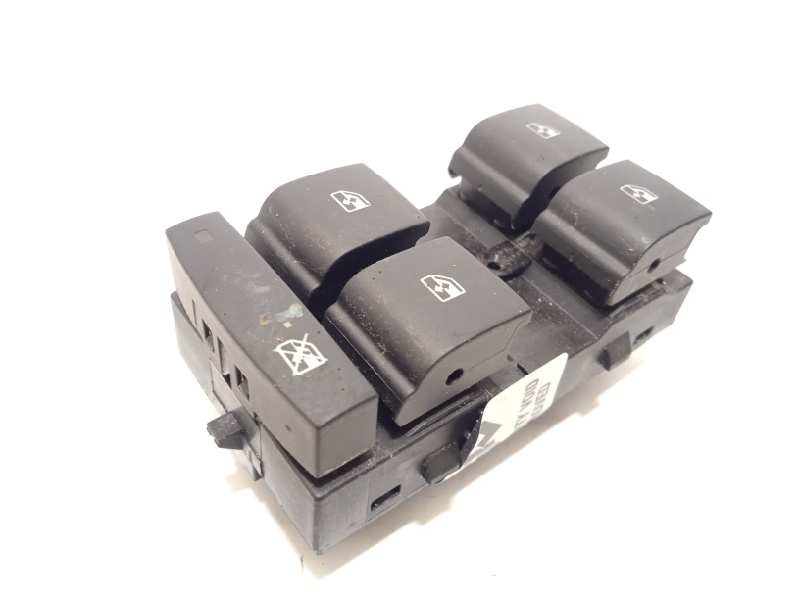 Recambio de mando elevalunas delantero izquierdo para opel mokka 1.7 16v cdti referencia OEM IAM 13305011  