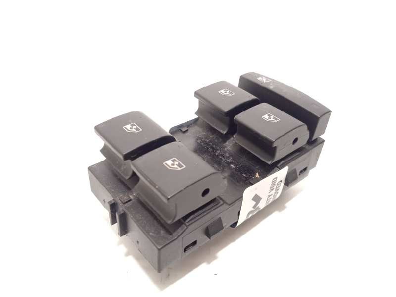 Recambio de mando elevalunas delantero izquierdo para opel mokka 1.7 16v cdti referencia OEM IAM 13305011  