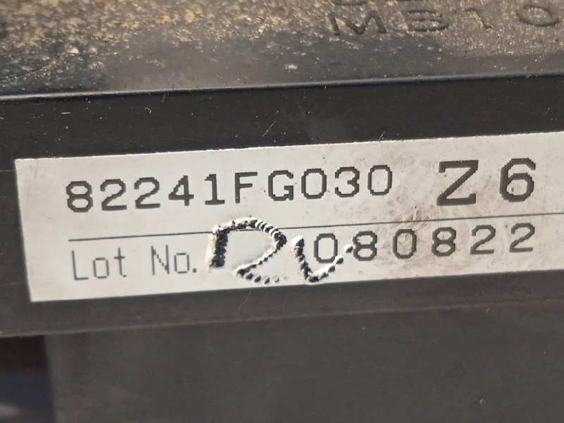 Recambio de caja reles / fusibles para subaru impreza g12 2.0 diesel cat referencia OEM IAM 82241FG030  