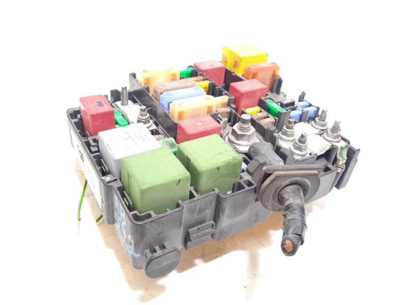 Recambio de caja reles / fusibles para peugeot 2008 (--.2013) active referencia OEM IAM 9804848580  