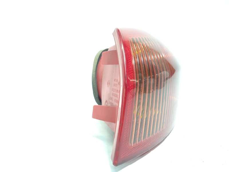 Recambio de piloto trasero derecho para alfa romeo 147 (190) 1.9 jtd cat referencia OEM IAM 46556347  