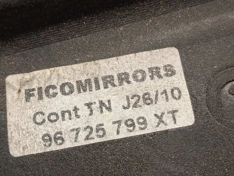 Recambio de retrovisor derecho para peugeot 206+ básico referencia OEM IAM 96725799XT  8154JF